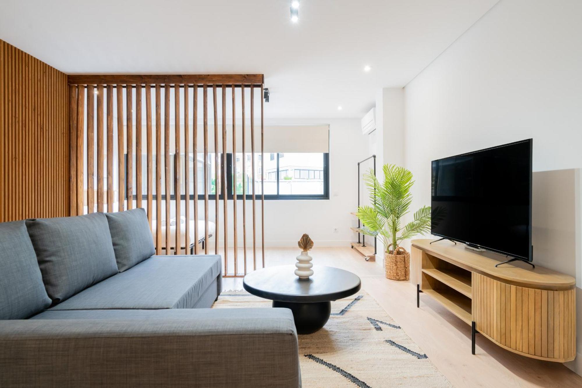 Apartamento Reformado Para 6 Personas En Plena Gran Via Alquiler Temporal Мадрид Екстериор снимка